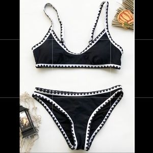 CUPSHE black/white crochet bikini- medium